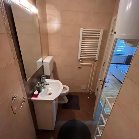 Frans Apartment